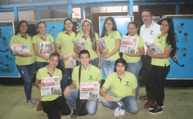 Los alumnos hacen parte del curso Mercaderista-impulsador-cajero del Instituto de Educación para el Trabajo y Desarrollo Humano de Fenalco. Giovanny Rojas