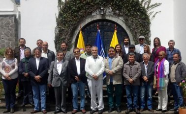 La Mesa de Diálogo con el Eln acordó que habrá una pausa en el quinto ciclo de conversaciones que ayer se reunió por última vez en Quito, Ecuador. Tomada de Twitter