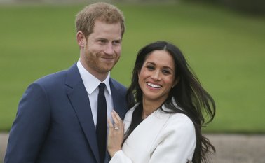 La residencia oficial de la pareja, el palacio de Kensington, alegó que se consideró innecesario establecer “una lista oficial de líderes políticos” invitados. AFP