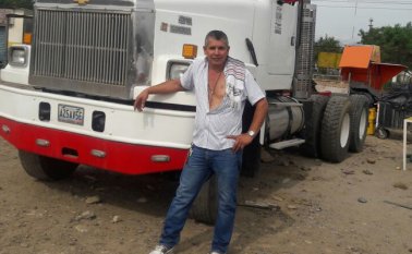 Media hora antes de ser atacado a balazos, Cuervo habló con un hermano y se alegró de saber de su mamá. El crimen ocurrió antes de las 5:00 de la tarde del pasado martes. Cortesía