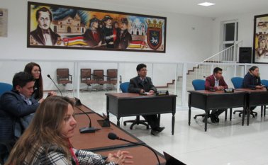 Varios concejales no aprueban la petición. Roberto Ospino / La Opinión