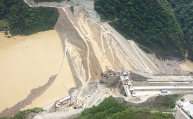 Londoño estimó además que de continuar estables las variables que influyen en los trabajos el lunes llegarían a la cota 410 lo que sería un muy buen síntoma. Colprensa