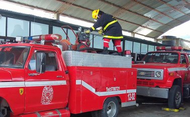 Bomberos de Villa del Rosario. Archivo La Opinión