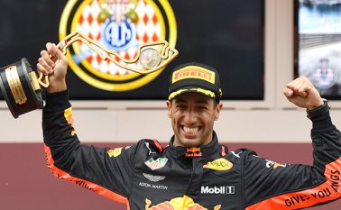 Fue el mejor regalo para Red Bull, que festejó su carrera  250 en la Fórmula 1. AFP