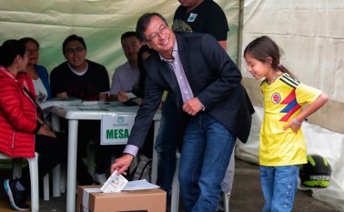 Puesto de votación La Asunción. En la foto: Gustavo Petro. Colprensa