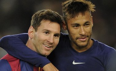 Messi y Neymar, han firmado un contrato de dos años con Mastercard para ser los "capitanes" de esta campaña. Internet