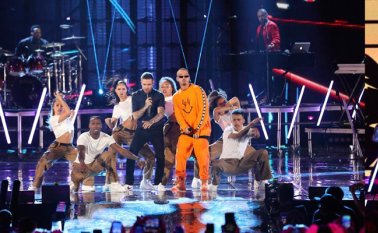 J Balvin y Liam Payne unieron sus voces en los MTV MIAW 2018. Internet