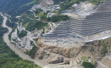 En cada turno hay tres profesionales especializados que están revisando la información. Colprensa