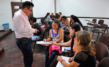 Los emprendedores se reúnen los fines de semana en las instalaciones de la Universidad Libre, seccional Cúcuta, para recibir los módulos formativos.
Cortesía