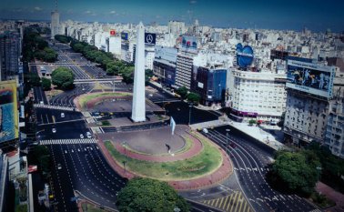 El debate divide a la sociedad argentina, que ha sido pionera en América Latina en otros asuntos, como el matrimonio igualitario. Internet