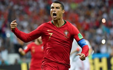 Cristiano Ronaldo celebra uno de los goles. AFP