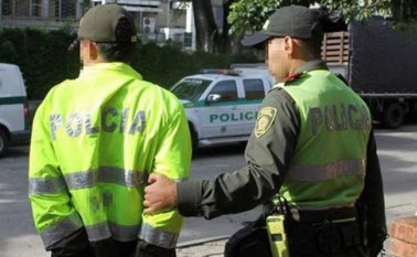 El uniformado, según voceros de la misma institución, es investigado y señalado por haber cometido una serie de vejámenes sexuales contra su hija. Colprensa