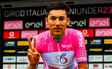 Pese al incidente el balance de la participación de la Selección Colombia Manzana Postobón en la carrera es destacado. @fedeciclismocol