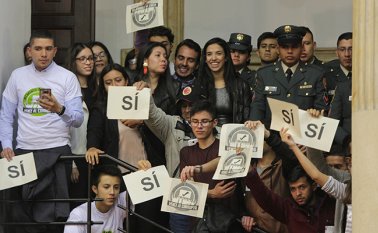 Se puede votar en todo el país y también en los consulados del exterior, dijo la senadora Lozano. Colprensa