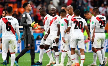 El gol que terminó por completo con las opciones peruanas en este torneo lo firmó Kylian Mbappé, que marcó en el minuto 34. AFP