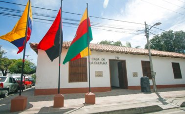 La Casa de la Cultura de Villa del Rosario cuenta con cinco escuelas de formación, en las cuales los participantes reciben clases en diferentes expresiones artísticas. Mario Franco