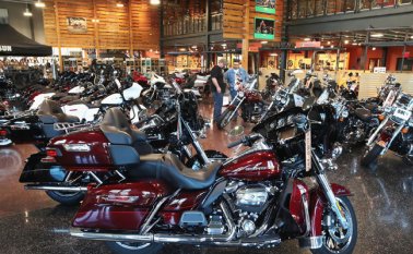 La marca de motocicletas Harley-Davidson anunció que la producción con destino a Europa se hará fuera de Estados Unidos. AFP