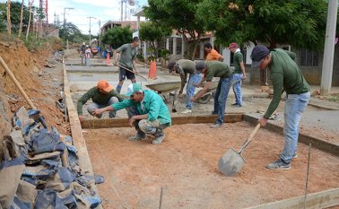 Programa Comunidad-Gobierno. Archivo La Opinión