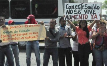 No quedó claro si el gobierno realizará un nuevo ajuste salarial. Twitter @NTN24ve