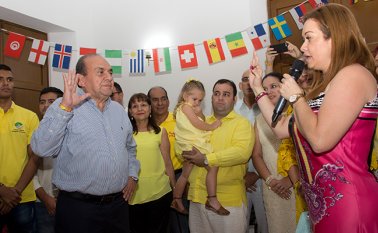 Después de concluida la reunión del Consejo Superior Universitario, el ingeniero Héctor Parra López, se posesionó como rector de la Universidad Francisco de Paula Santander, quien tomó juramento ante la gobernadora encargada, Sonia Arango. Alfredo Estévez