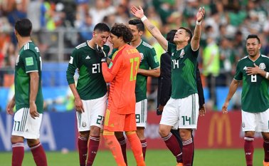 En los octavos de final, la selección mexicana se medirá ante Brasil. AFP