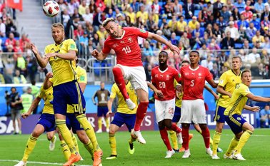 Suecia logró vencer a Suiza este martes en el duelo de octavos de final. AFP