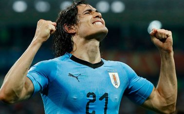 El jugador saltó este jueves al campo de entrenamiento de Uruguay en Nizhni Nóvgorod, pero trabajó de forma diferenciada. AFP
