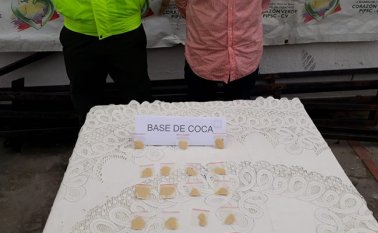Tenía dentro de su bolso 500 gramos cocaína dosificada. Cortesía