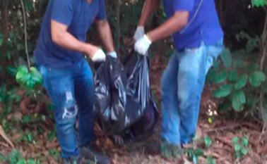 El cadáver fue trasladado al Instituto de Medicina Legal, donde se espera que sea plenamente identificado. Cortesía