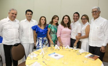 Patrocinio Ararat, Melvin Hurtado, Lubdy Vega, Neira Bustamante, Sandra Reyes, Alexander Trujillo, Luz Marina Barbosa y Jaime Barajas. Juan Pablo Cohen
