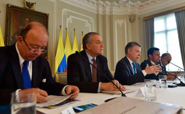 Santos destacó que gobernadores y alcaldes deben poner un mayor esfuerzo para luchar contra este fenómeno.  Colprensa