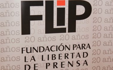 En julio del 2017 la Fundación documentó 65 casos de amenazas de muerte en contra de periodistas. Colprensa