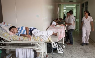 Según la Secretaría de Salud, los reclamos de los usuarios y auditorías que revelan irregularidades aún no tienen eco en el orden nacional. Archivo