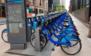 CitiBike, lanzado en 2013, popularizó la bicicleta en la capital financiera de Estados Unidos. @CRica_Limpia