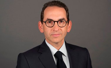 Valencia, fue negociador en la Misión de Colombia ante la OMC, en Ginebra (Suiza) y asesor del Consejo Superior de Comercio Exterior. Colprensa