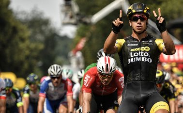 Dylan Groenewegen fue el ganador de la etapa en la que descalificaron a Gaviria. AFP