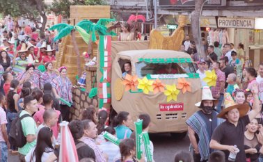 Con el desfile de carrozas y comparsas también estará en escena el Festival del Duende, cuya interpretación se hará en memoria de nuestros antepasados Motilón Bari. Luis Alfredo Estévez