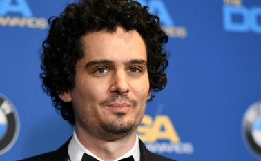 El talentoso cineasta espera repetir la hazaña de 2016 cuando lanzó en Venecia el original musical 'La La Land'. AFP