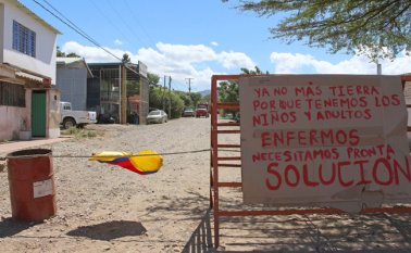 Las calles del barrio Vereda Los Peracos se convirtieron en una especie de lejano oeste. Mario Caicedo