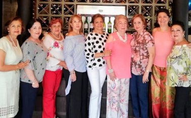 Eumelia de Páez, Judith de Gómez, Gladys de Mateus, Ruby Camargo, Dennys de Díaz, Mariela de Pallottini, Cielo de Maldonado, Rocío de Hernández y Rosario de Pérez. Laura Correal