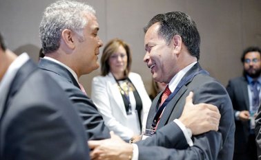 Les garantizó que les daría lo espacios necesarios para que los departamentos puedan incluir sus proyectos. Cortesía