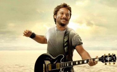 El argentino dice que es una canción que tiene una letra muy sentida y una cadencia rítmica también para bailar.
