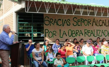 La obra fue recibida con agrado por estudiantes, docentes, directivos y padres de familia. Cortesía
