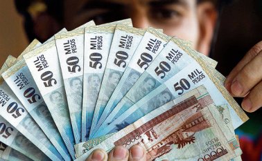 El bajo ingreso de los trabajadores y la falta de garantías sindicales son algunos de los temas en los que el país tiene que avanzar. Colprensa