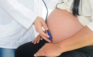 Durante el período de gestación, el cuerpo de la madre sufre transformaciones físicas y hormonales que la preparan para la formación y llegada del bebé. Colprensa