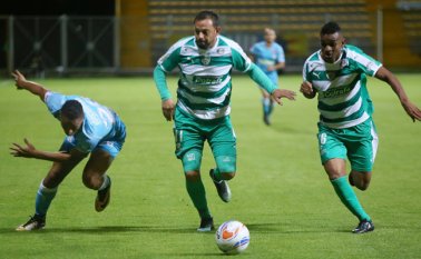 En la tercera fecha del fútbol colombiano, los equipos que lideran la tabla de posiciones, buscan mantener su diferencia. Colprensa