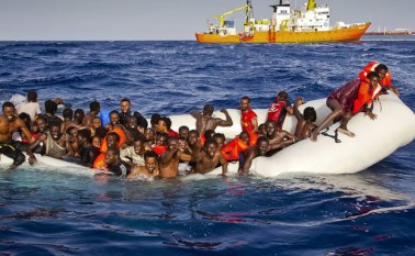 Unos 60.000 migrantes intentaron cruzar el Mediterráneo desde principios de este año, lo que representa un 50% menos respecto a 2017.
Archivo