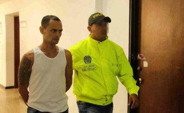 La tarde de ayer, un juez le dictó medida de aseguramiento intramural a ‘Cobos'. Colprensa