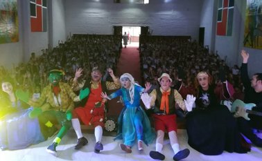 En Convención participaron más de 300 personas en la función. Cortesía Casa Teatro