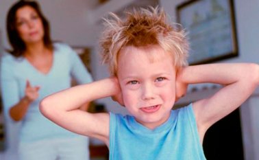 Mantener un proceso de crianza correcto es importante para lograr un buen comportamiento en los niños. Internet